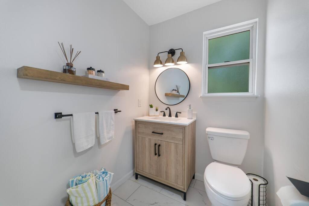 New Modern Bungalow Close To Downtown! Fully Fenced Yard St. Augustine Exterior foto